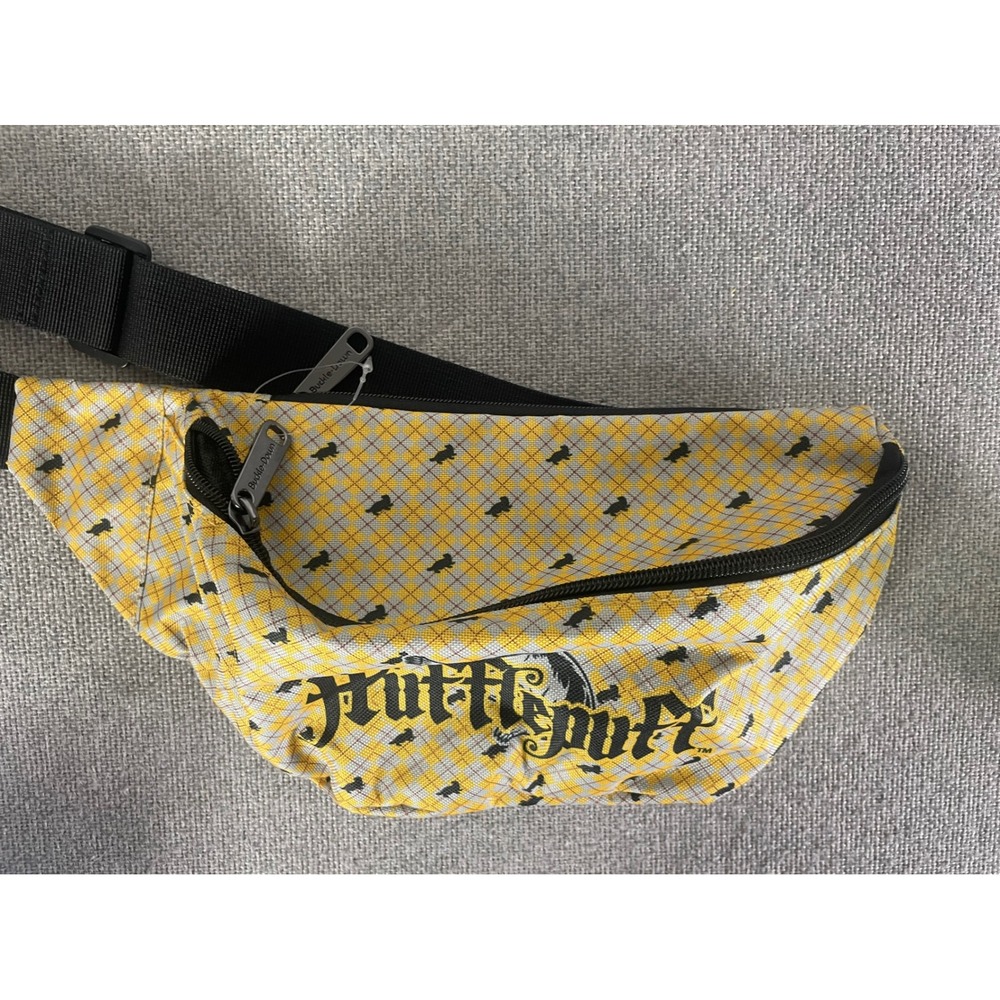 Harry Potter Hufflepuff Buckle-Down Fanny Pack Yellow Badger Wizarding World Bag - Picture 5 of 12